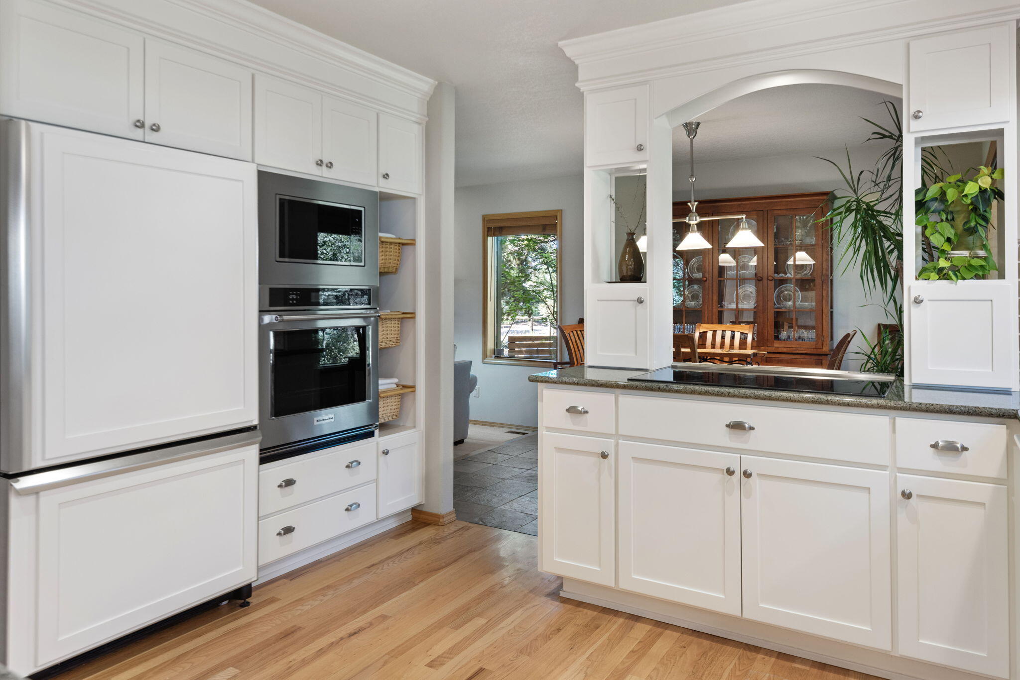 Los Serranos - Residential