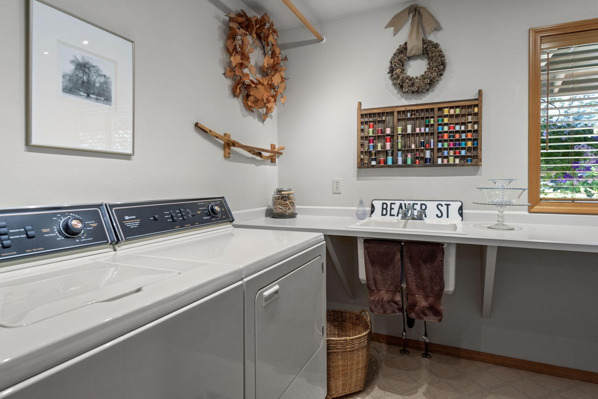 Los Serranos - Residential