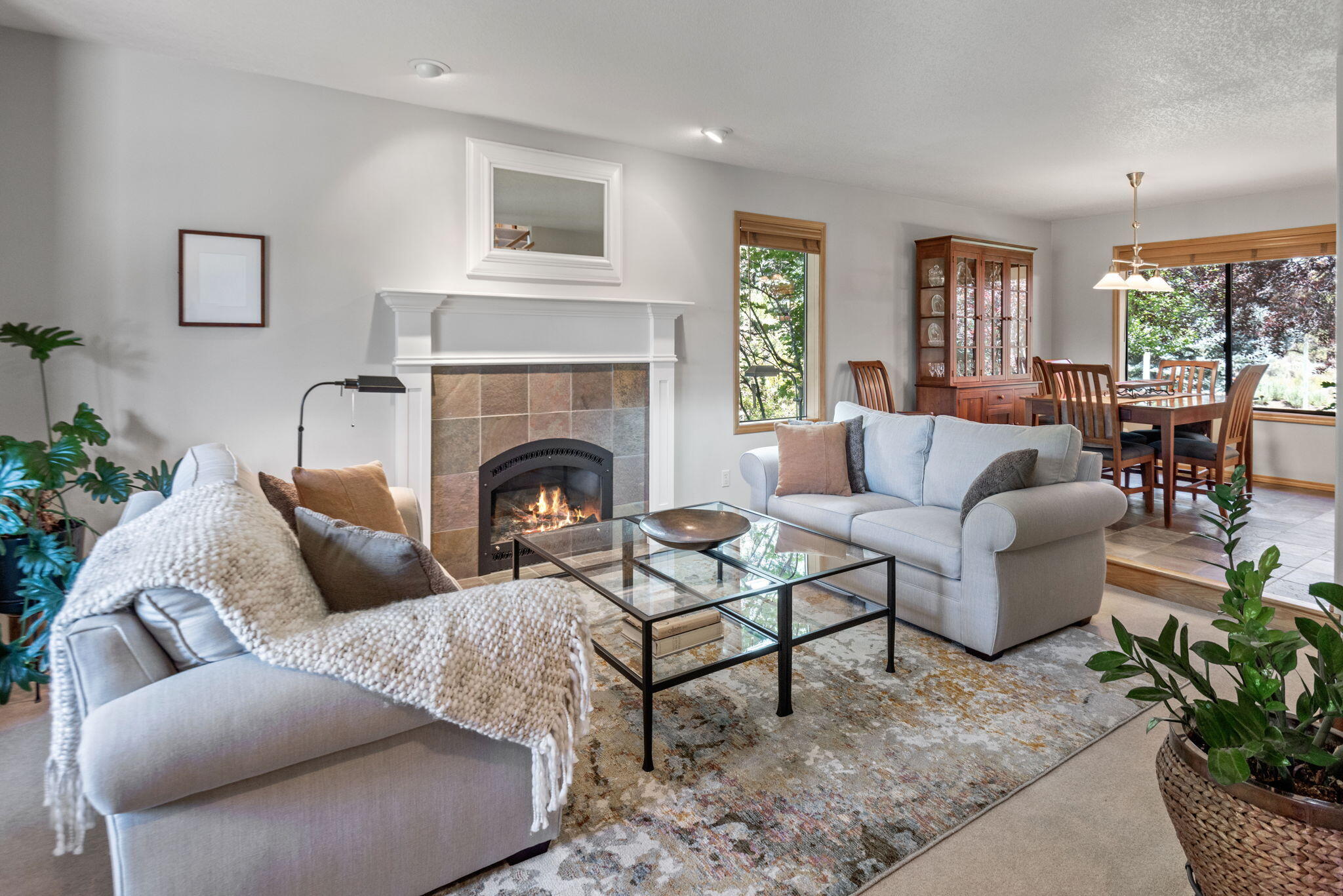 Los Serranos - Residential