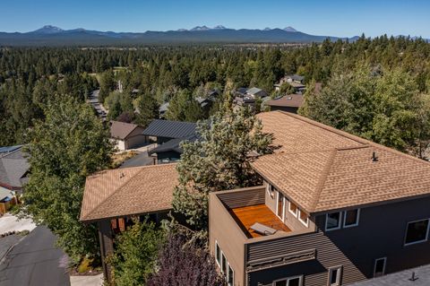 1829 SW Turnberry Place Bend OR 97702