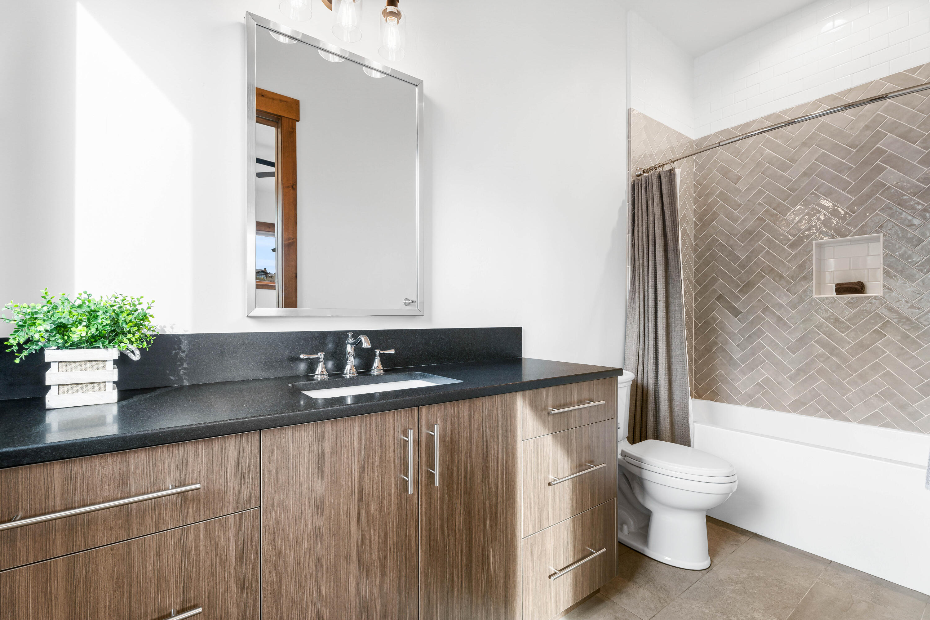 Deschutes River Ranc - Residential