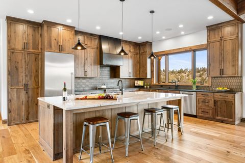 20334 Arrowhead Drive Bend OR 97703