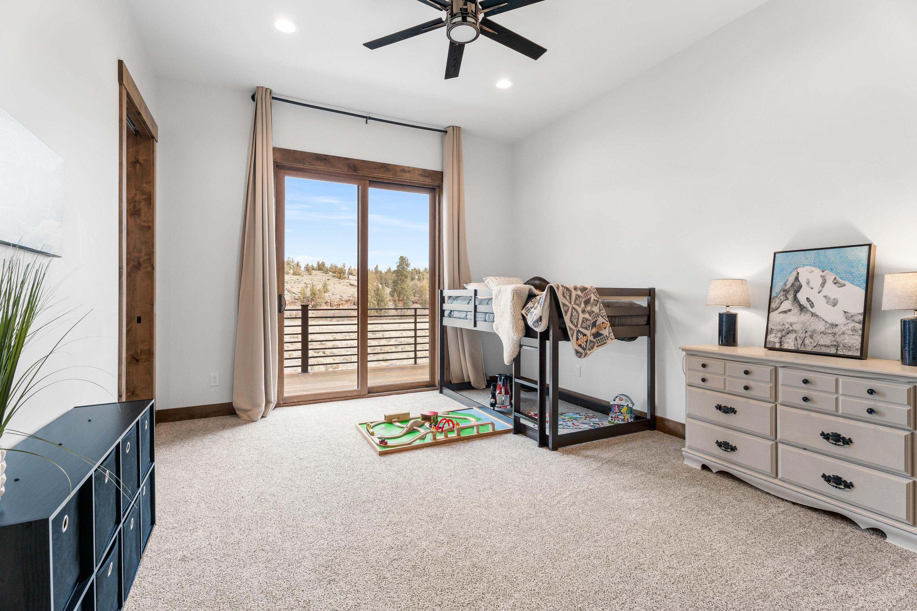 Deschutes River Ranc - Residential