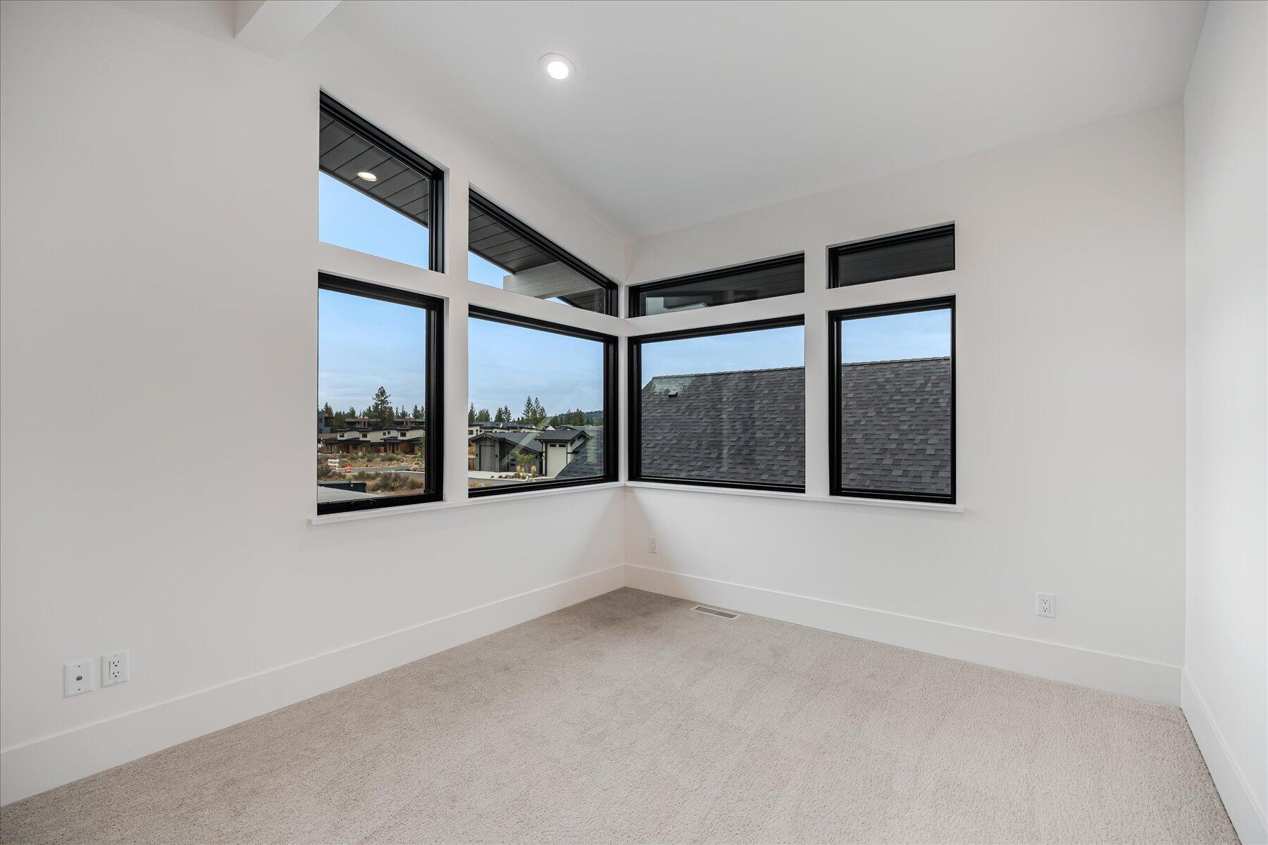 Discovery West Phase 6 & 7 - Residential