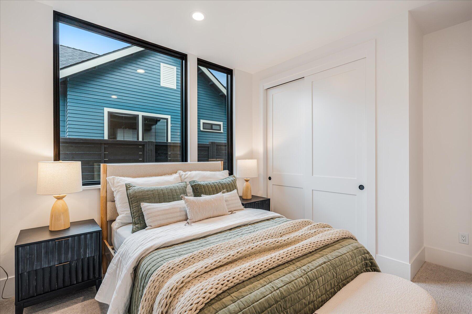 Discovery West Phase 6 & 7 - Residential