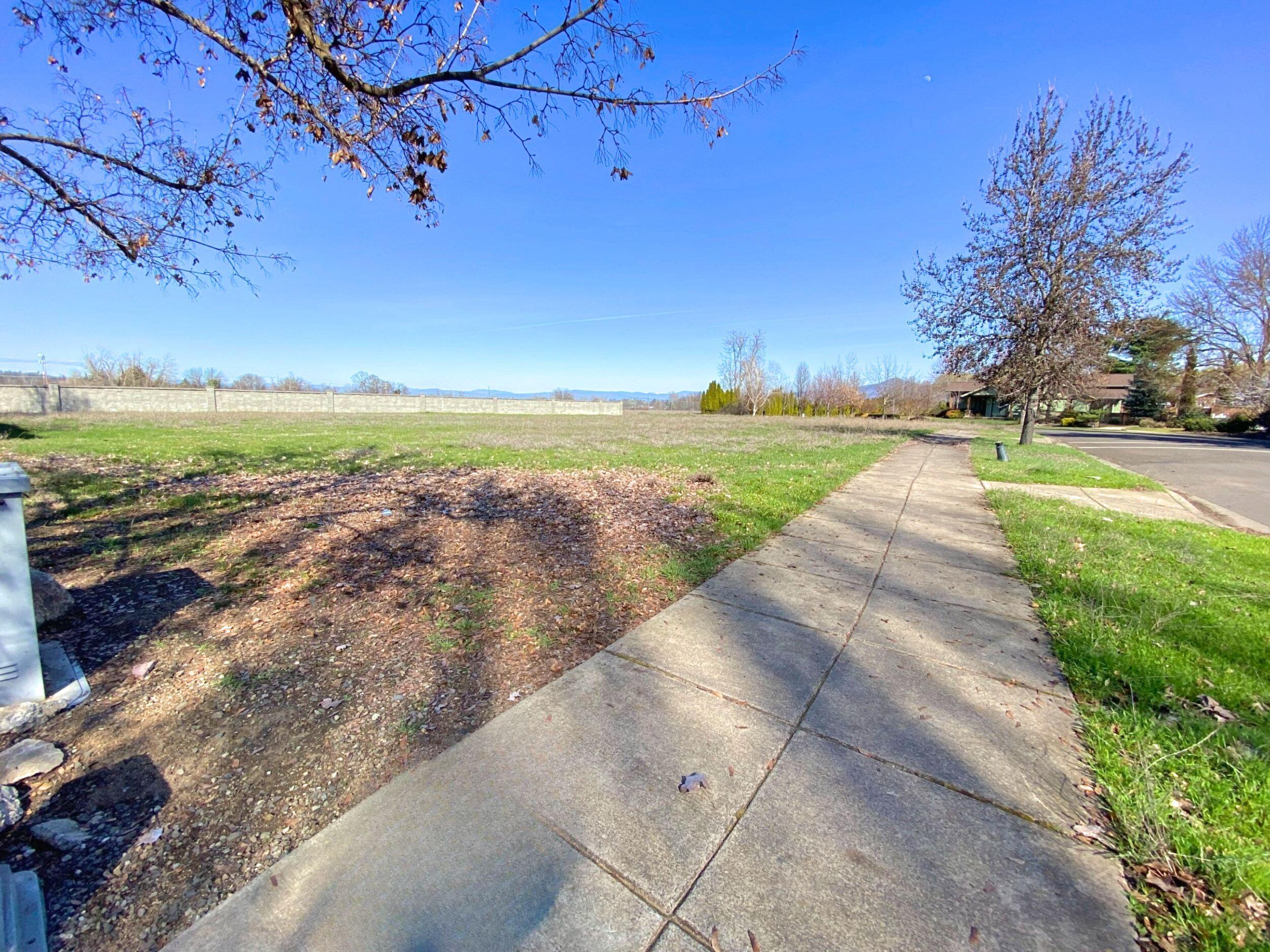 Jacksonville Estates - Land