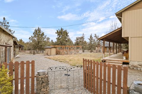 Tiny photo for 5871 SW Badger Road SW, Terrebonne, OR 97760 (MLS # 220215522)