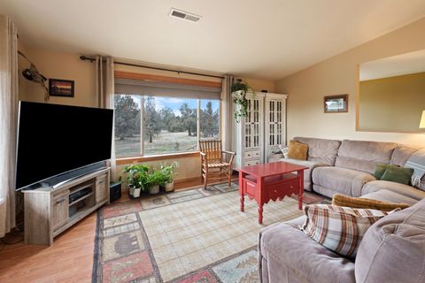 Tiny photo for 5871 SW Badger Road SW, Terrebonne, OR 97760 (MLS # 220215522)