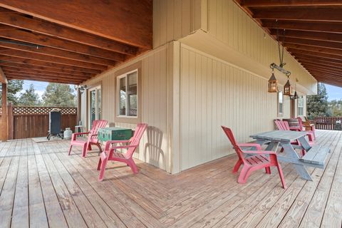Tiny photo for 5871 SW Badger Road SW, Terrebonne, OR 97760 (MLS # 220215522)