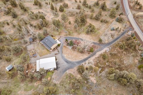 Tiny photo for 5871 SW Badger Road SW, Terrebonne, OR 97760 (MLS # 220215522)