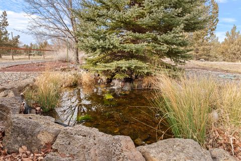 Tiny photo for 5871 SW Badger Road SW, Terrebonne, OR 97760 (MLS # 220215522)