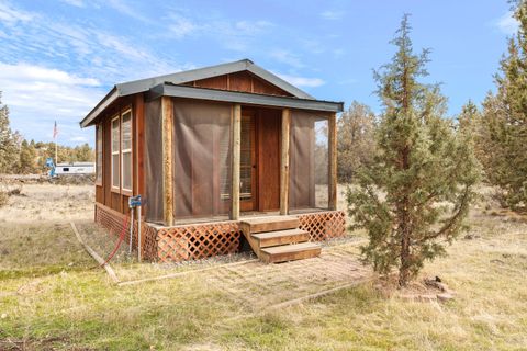 Tiny photo for 5871 SW Badger Road SW, Terrebonne, OR 97760 (MLS # 220215522)
