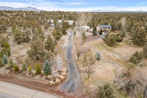 Tiny photo for 5871 SW Badger Road SW, Terrebonne, OR 97760 (MLS # 220215522)