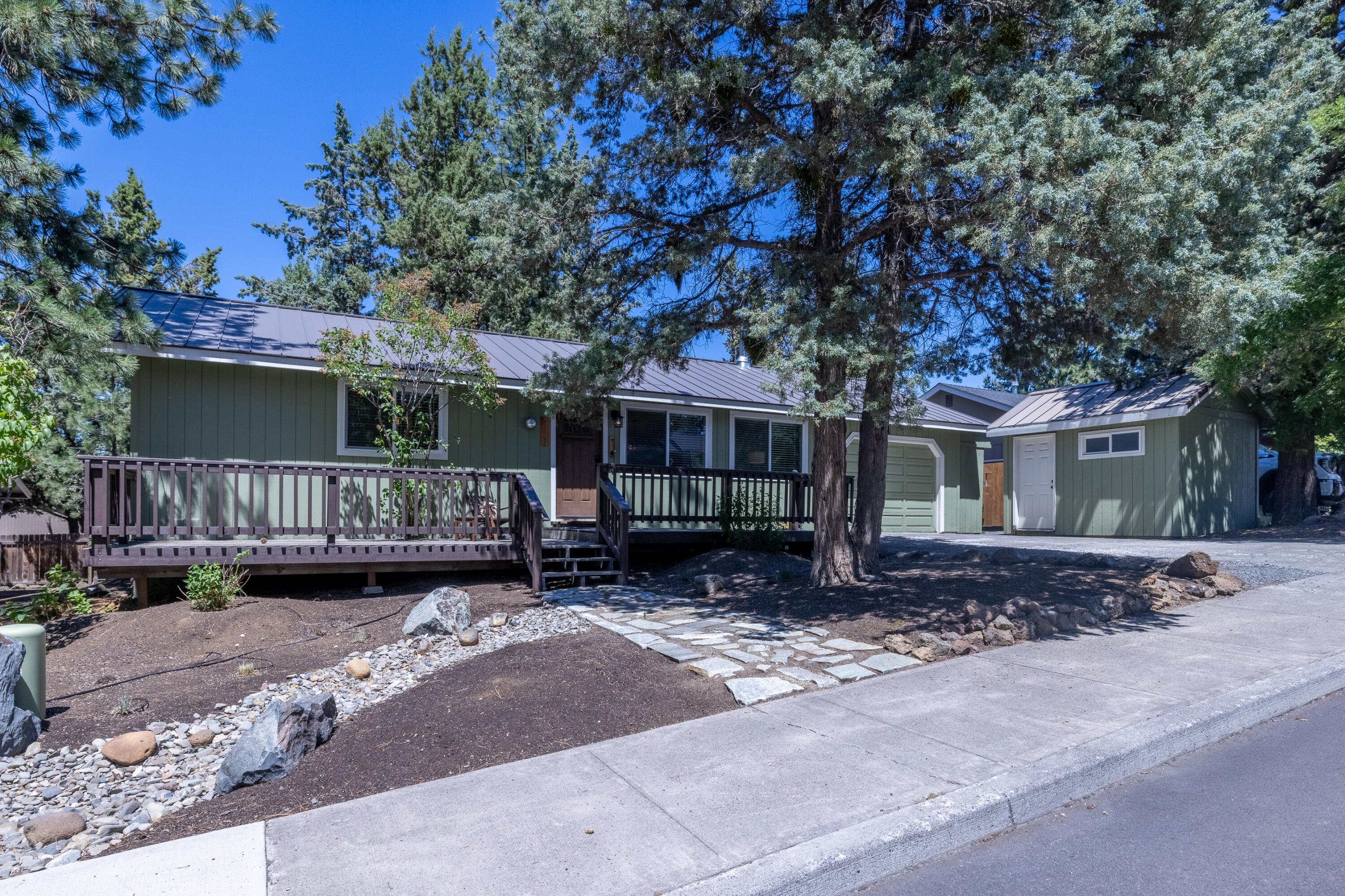 214 SW Maricopa Drive
