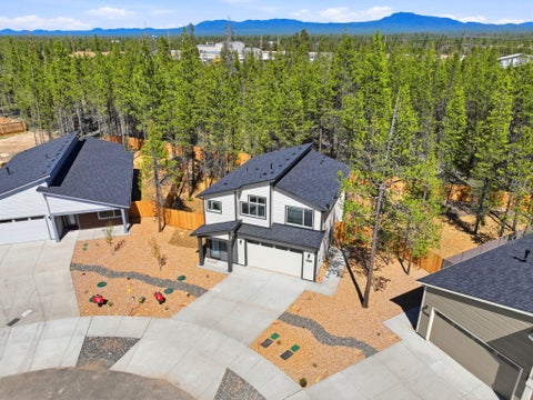 Tiny photo for 16682 Neil Ct Ct #7, La Pine, OR 97739 (MLS # 220217472)