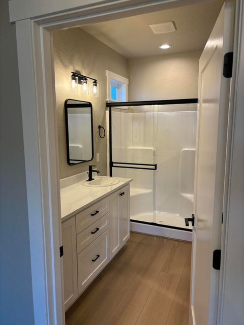 Tiny photo for 3731 Ford Drive, Medford, OR 97504 (MLS # 220211398)