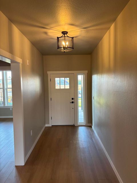 Tiny photo for 3731 Ford Drive, Medford, OR 97504 (MLS # 220211398)