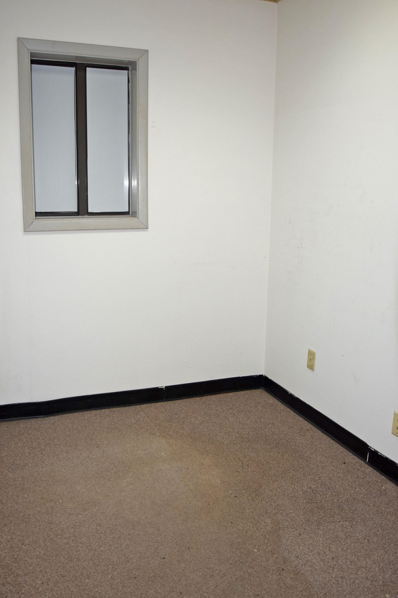 Depot - Commercial Sale