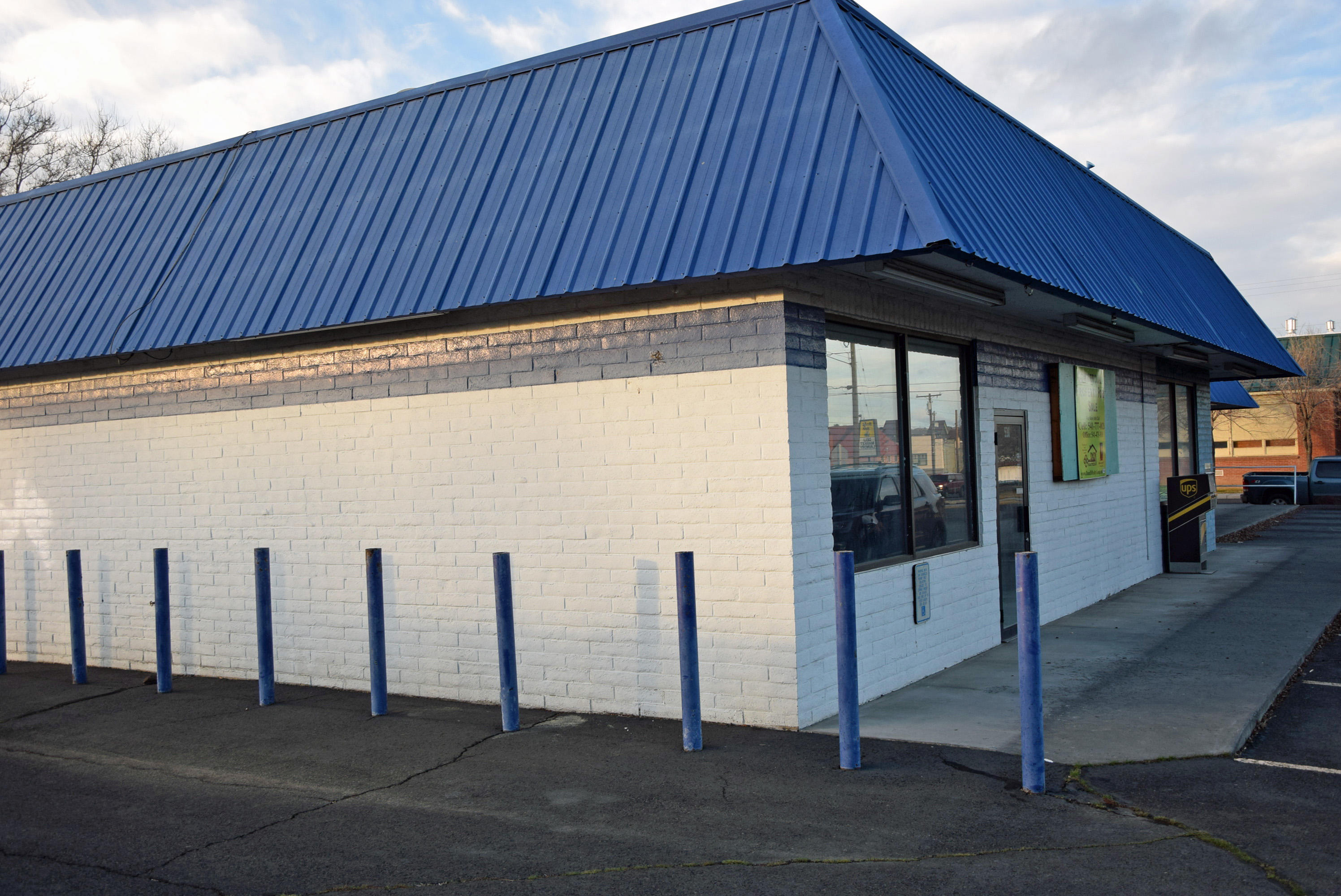 Depot - Commercial Sale