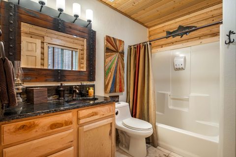 Tiny photo for 14232 Clearwater Lane, La Pine, OR 97739 (MLS # 220217374)