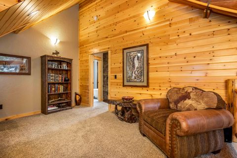 Tiny photo for 14232 Clearwater Lane, La Pine, OR 97739 (MLS # 220217374)