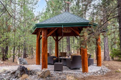 Tiny photo for 14232 Clearwater Lane, La Pine, OR 97739 (MLS # 220217374)
