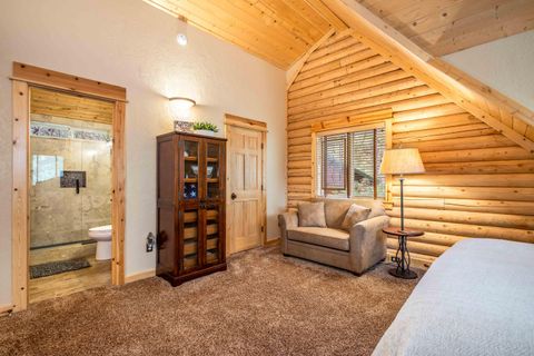 Tiny photo for 14232 Clearwater Lane, La Pine, OR 97739 (MLS # 220217374)