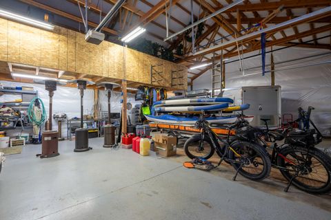 Tiny photo for 14232 Clearwater Lane, La Pine, OR 97739 (MLS # 220217374)