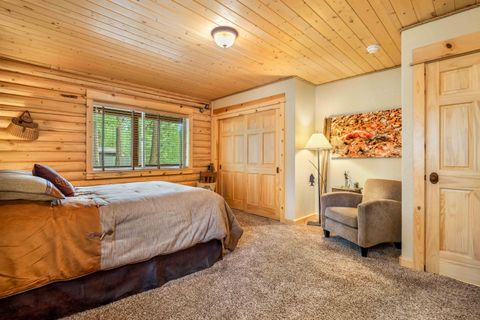 Tiny photo for 14232 Clearwater Lane, La Pine, OR 97739 (MLS # 220217374)