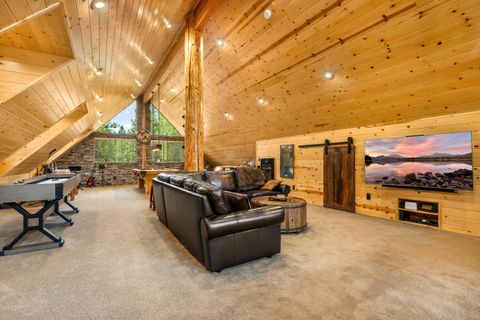 Tiny photo for 14232 Clearwater Lane, La Pine, OR 97739 (MLS # 220217374)