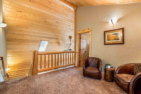 Tiny photo for 14232 Clearwater Lane, La Pine, OR 97739 (MLS # 220217374)