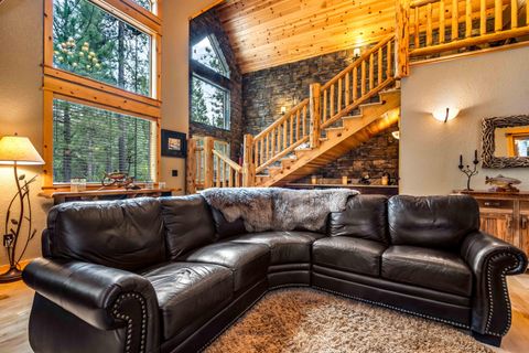 Tiny photo for 14232 Clearwater Lane, La Pine, OR 97739 (MLS # 220217374)