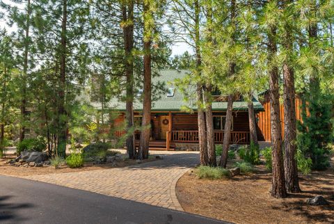 Tiny photo for 14232 Clearwater Lane, La Pine, OR 97739 (MLS # 220217374)