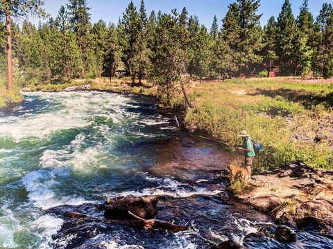 Tiny photo for 14232 Clearwater Lane, La Pine, OR 97739 (MLS # 220217374)