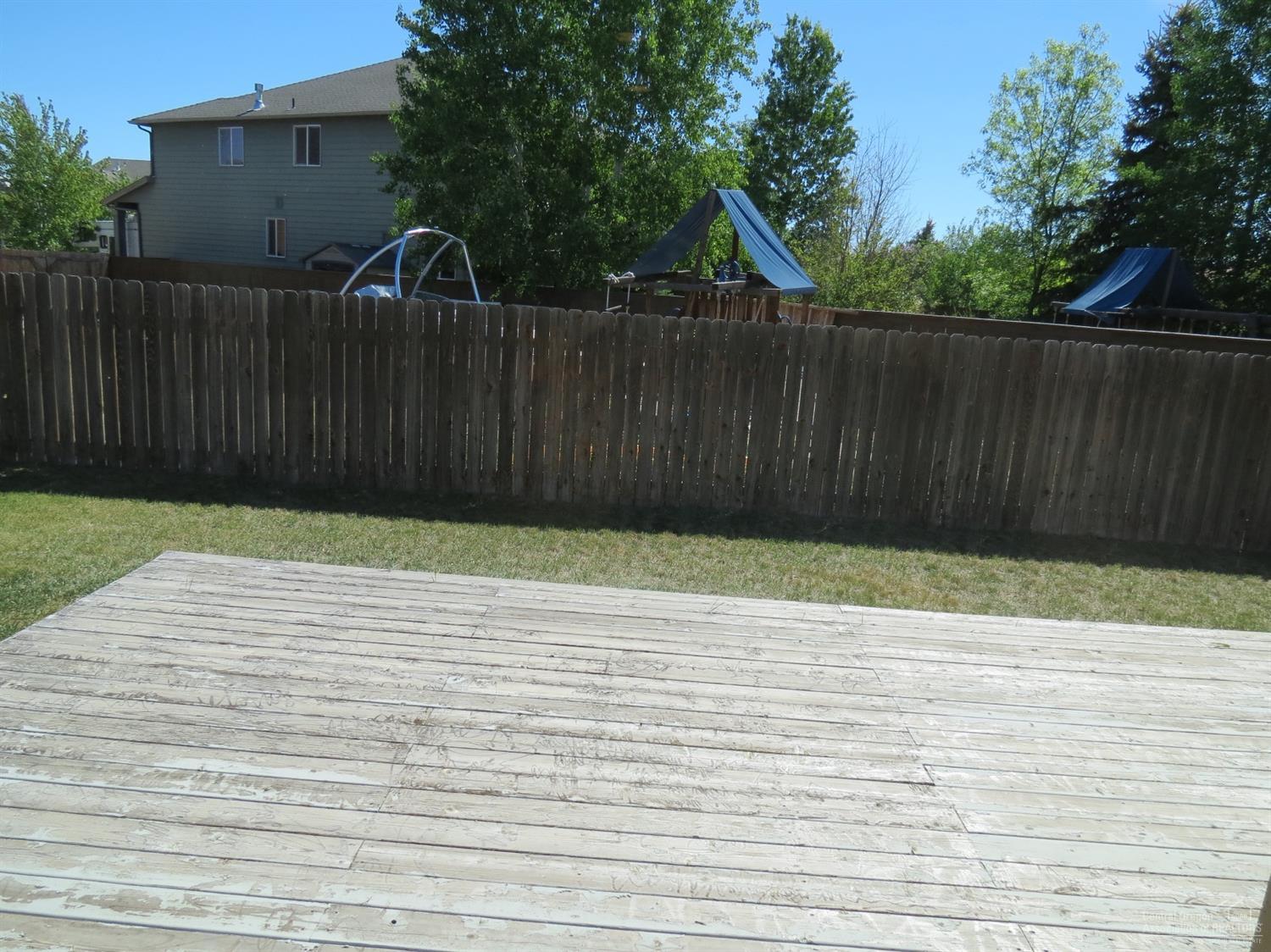 Ni Lah Sha Village - Residential