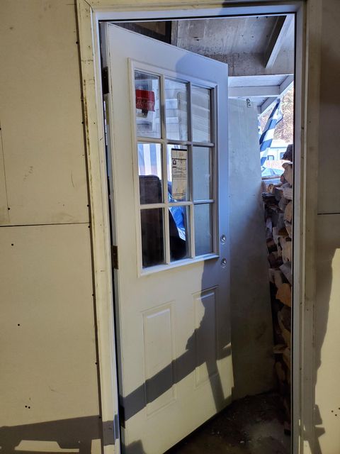 Tiny photo for 533 S Park Avenue S, Chiloquin, OR 97624 (MLS # 220212100)