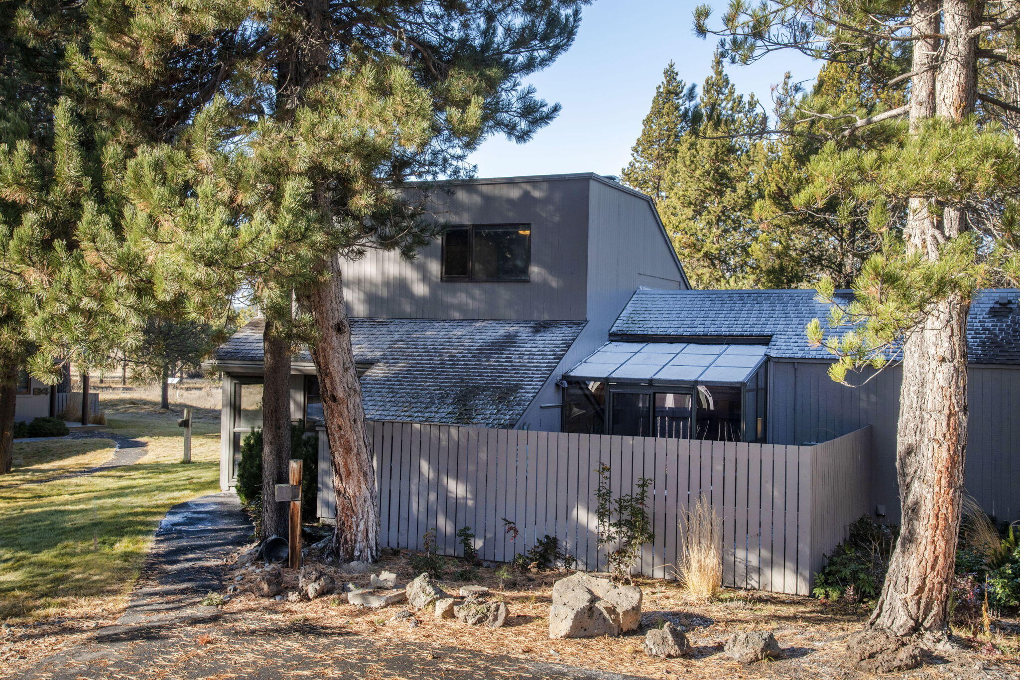 Meadow House - Residential