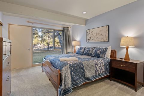 Tiny photo for 57283 MEADOW HOUSE LOOP Loop #85, Sunriver, OR 97707 (MLS # 220213106)