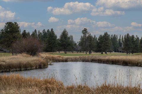 Tiny photo for 57283 MEADOW HOUSE LOOP Loop #85, Sunriver, OR 97707 (MLS # 220213106)