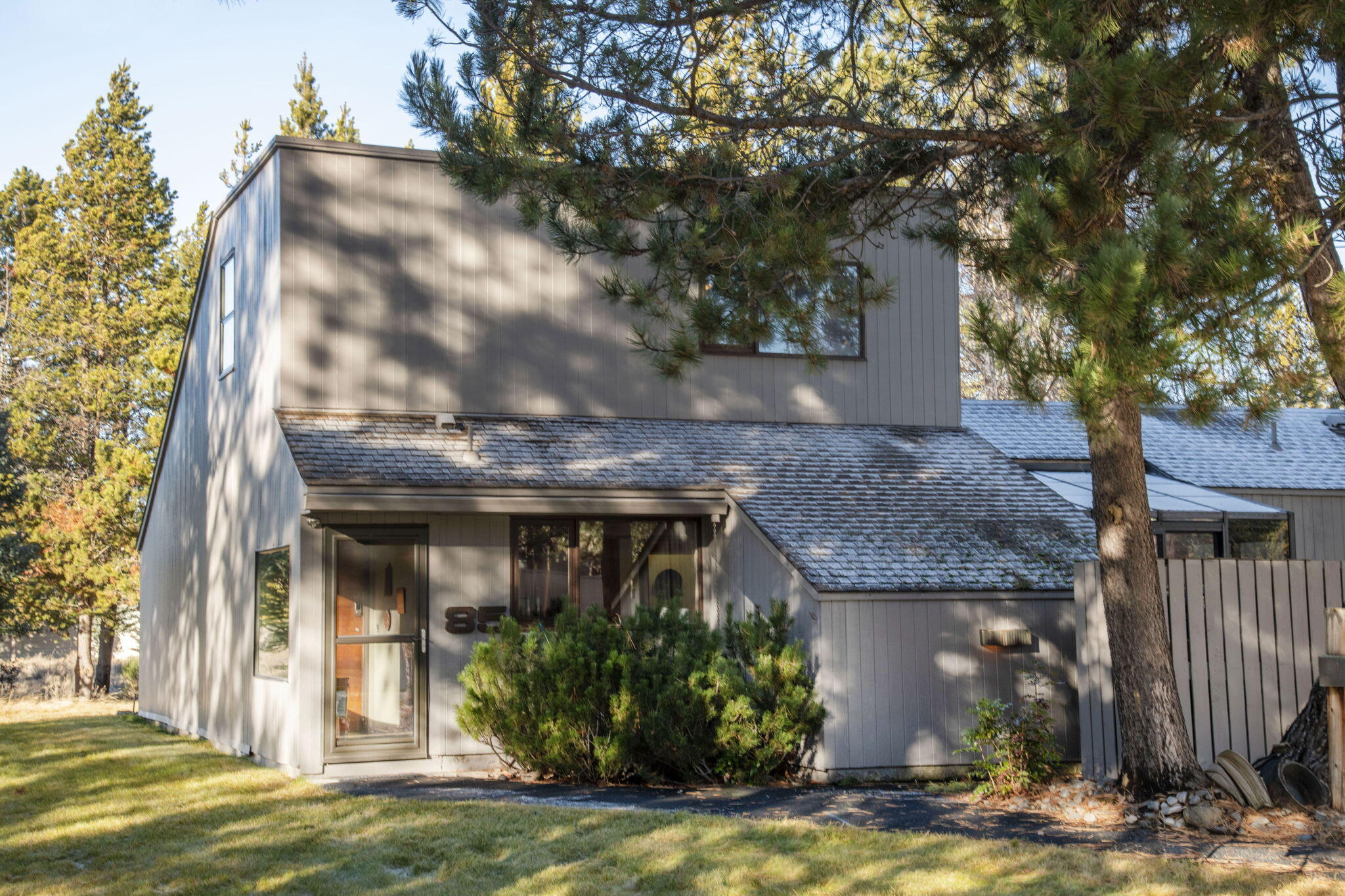 Meadow House - Residential