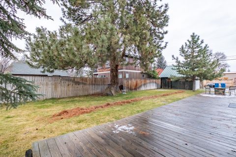Tiny photo for 215 S Spruce Street, Sisters, OR 97759 (MLS # 220213428)
