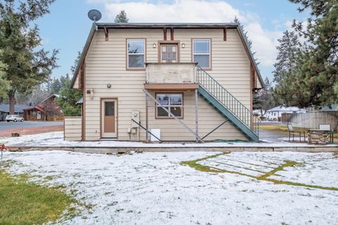 Tiny photo for 215 S Spruce Street, Sisters, OR 97759 (MLS # 220213428)