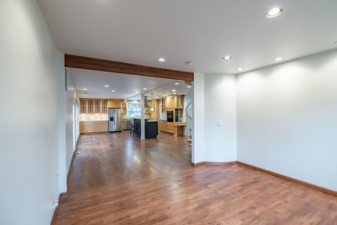 Tiny photo for 215 S Spruce Street, Sisters, OR 97759 (MLS # 220213428)