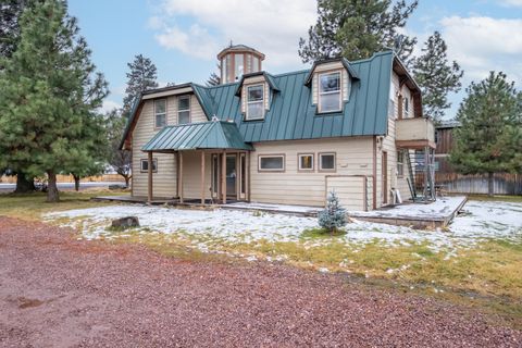 Tiny photo for 215 S Spruce Street, Sisters, OR 97759 (MLS # 220213428)