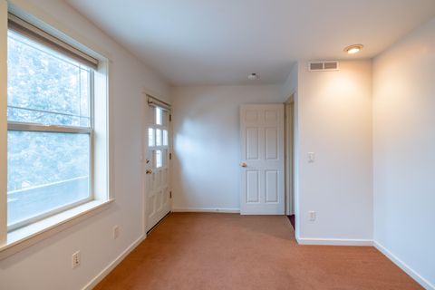 Tiny photo for 215 S Spruce Street, Sisters, OR 97759 (MLS # 220213428)