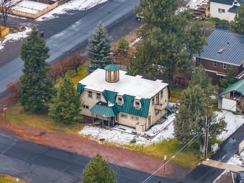 Tiny photo for 215 S Spruce Street, Sisters, OR 97759 (MLS # 220213428)