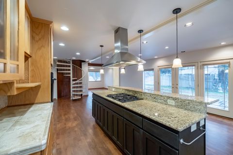 Tiny photo for 215 S Spruce Street, Sisters, OR 97759 (MLS # 220213428)