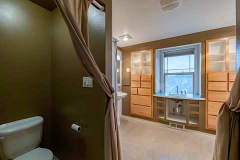 Tiny photo for 215 S Spruce Street, Sisters, OR 97759 (MLS # 220213428)