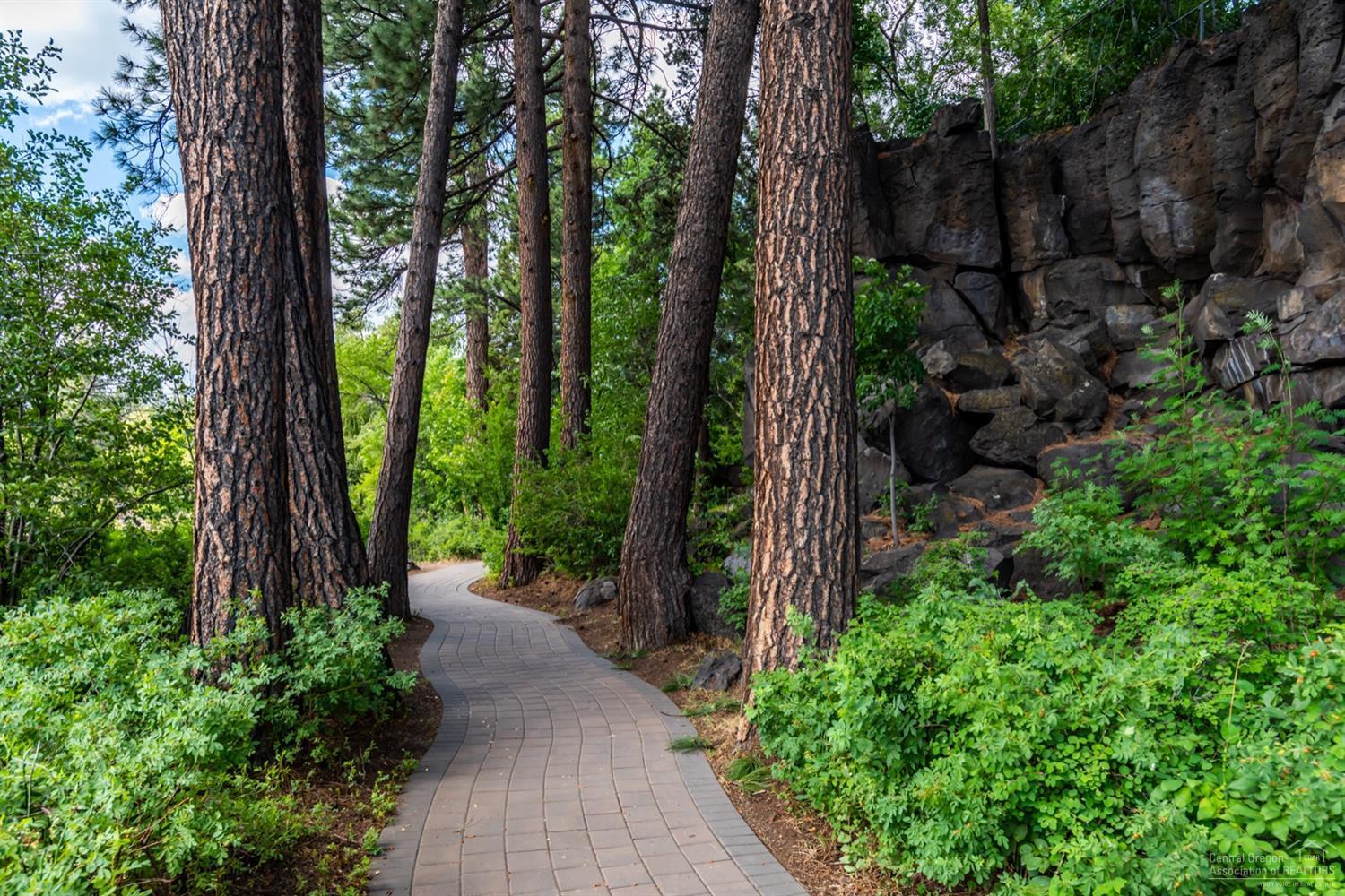 Bend Riverside - Residential