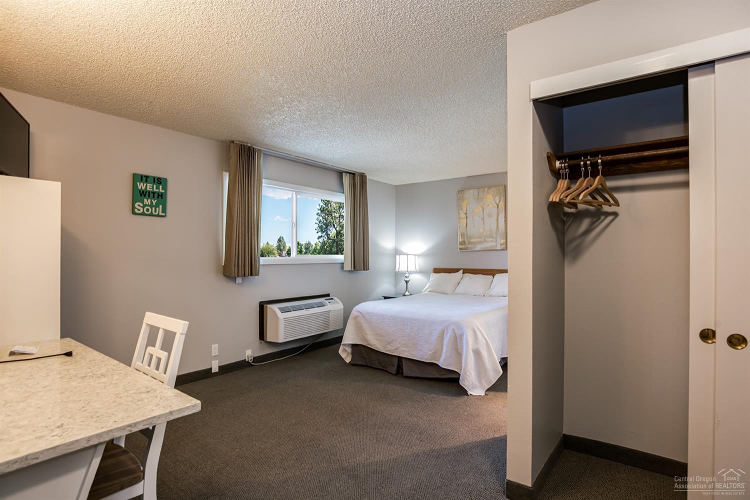 Bend Riverside - Residential